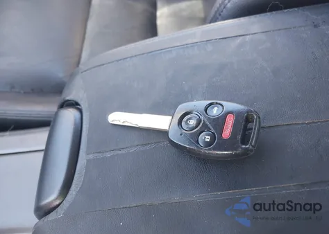 2012 Honda Accord 2.4 Se из США, поврежденный, VIN 1HGCP2F67CA110852